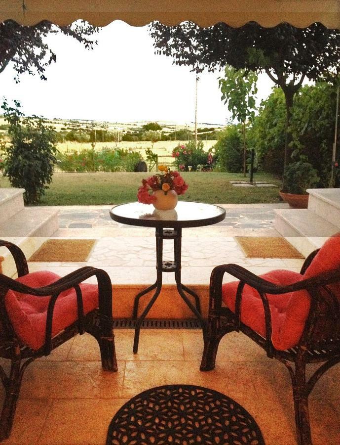 Lovely Apartm.Near Airport Kardia Exterior photo